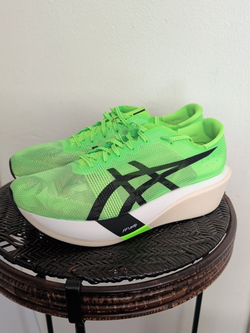 ASICS Metaspeed Sky Tokyo Men’s Running Shoes Green Size 11 1/2